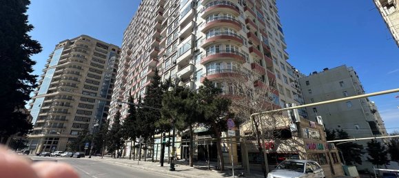 2 bedrooms House in Sabail, Azerbaijan No. 1389 4