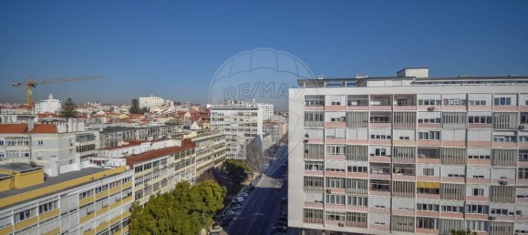 4 bedrooms Duplex in Lisbon, Portugal No. 10654 25