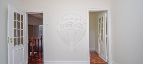 4 bedrooms Duplex in Lisbon, Portugal No. 10654 35