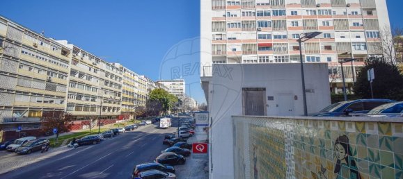 4 bedrooms Duplex in Lisbon, Portugal No. 10654 23