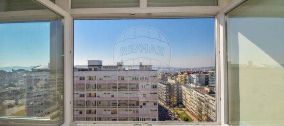 4 bedrooms Duplex in Lisbon, Portugal No. 10654 13