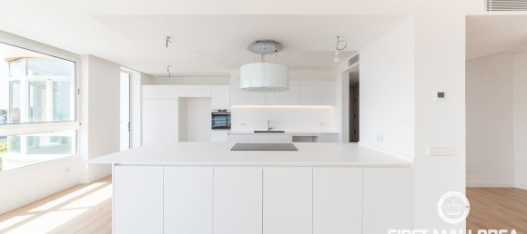 Квартира с 3 спальнями в Пальма-де-Майорка, Испания № 54865 3