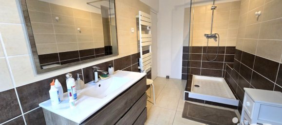 3 Schlafzimmer Haus in Saint-Andre-les-Vergers, France, Nr. 57206 12