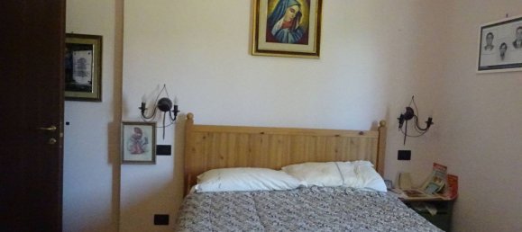 Квартира с 5 комнатами в Ареццо, Италия № 80336 7