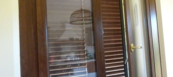 Квартира с 5 комнатами в Ареццо, Италия № 80336 2