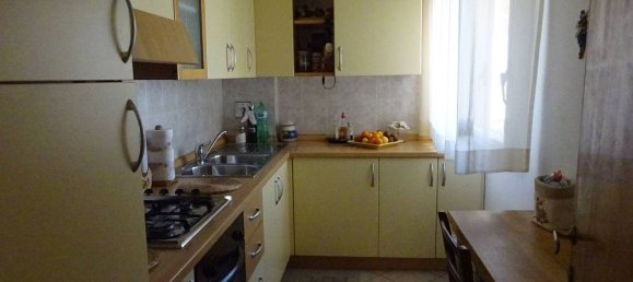 Квартира с 5 комнатами в Ареццо, Италия № 80336 6