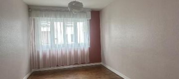 2 chambres Appartement à Hennebont, France No. 295294 4