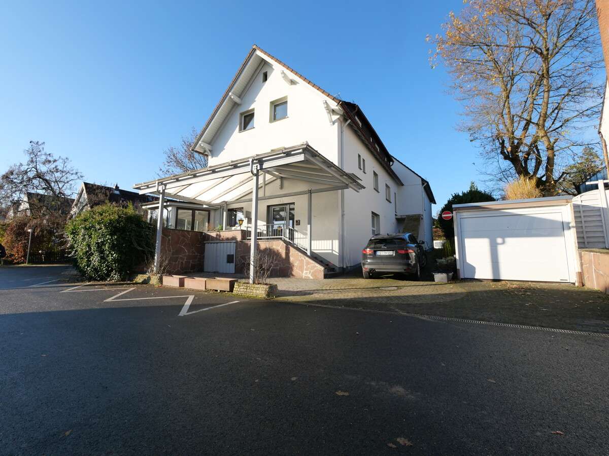 Apartamento de 4 habitaciónes en Main-Taunus, Germany No. 321198