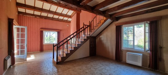 3 bedrooms House in Tourbes, France No. 190922 8