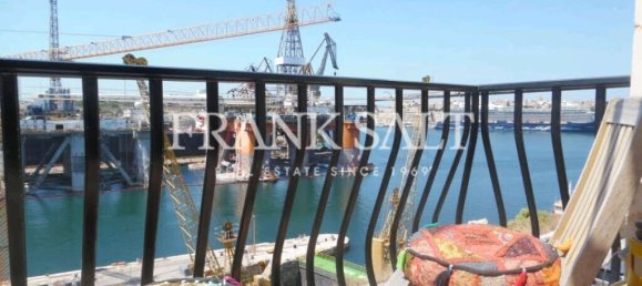 1 bedroom Apartment in Senglea, Malta No. 11500 2