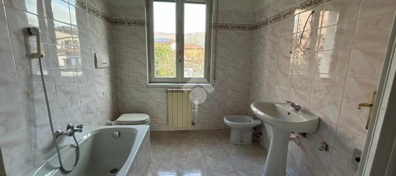 3غرفة شقة في Ponteranica, Italy رقم 4747 49