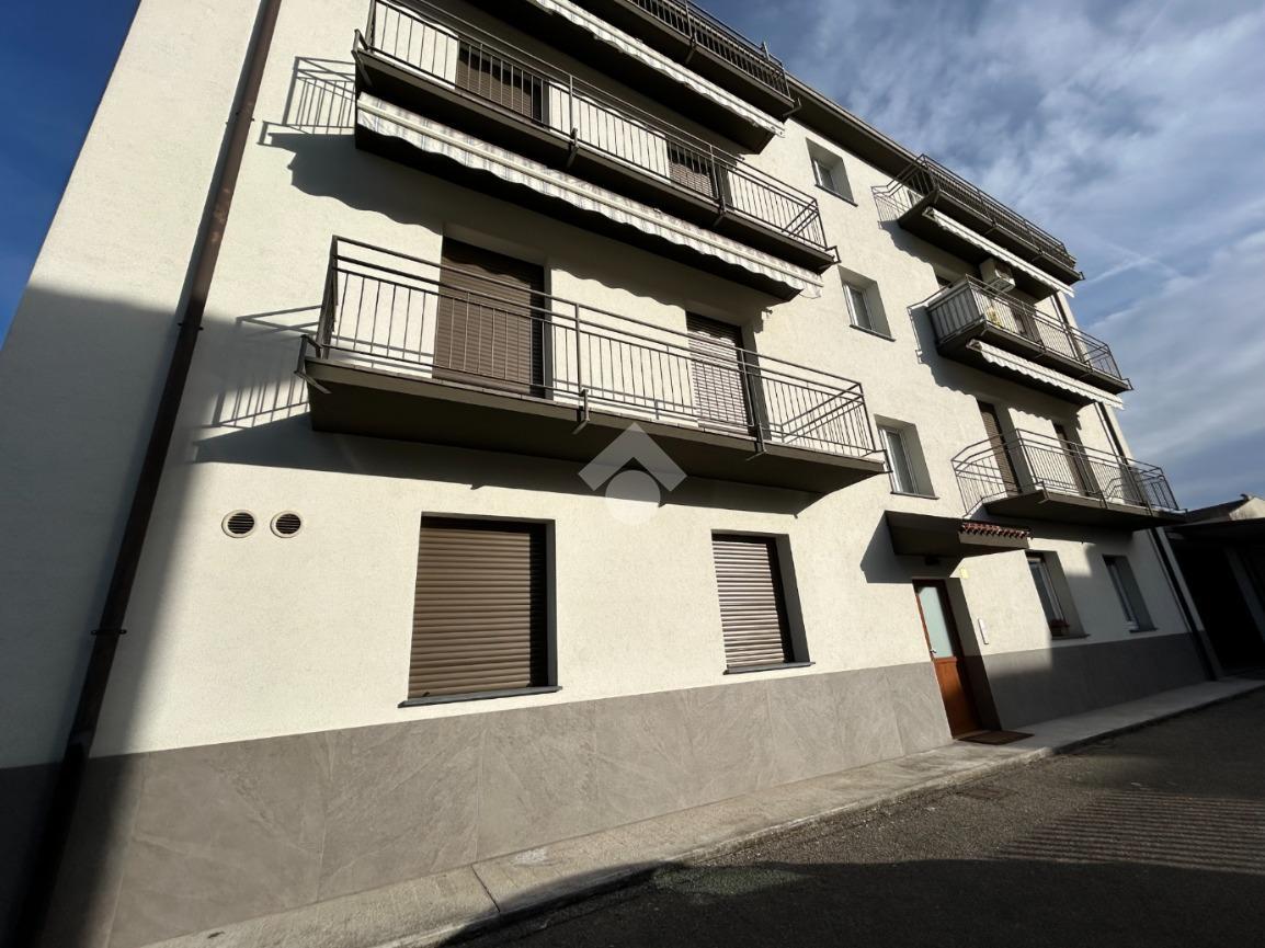 3غرفة شقة في Ponteranica, Italy رقم 4747