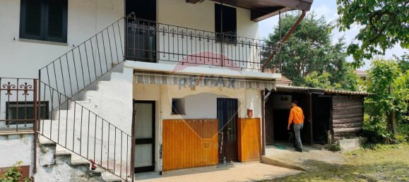 2 Schlafzimmer Haus in Somma Lombardo, Italy, Nr. 136968 6