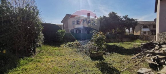 2 Schlafzimmer Haus in Somma Lombardo, Italy, Nr. 136968 4