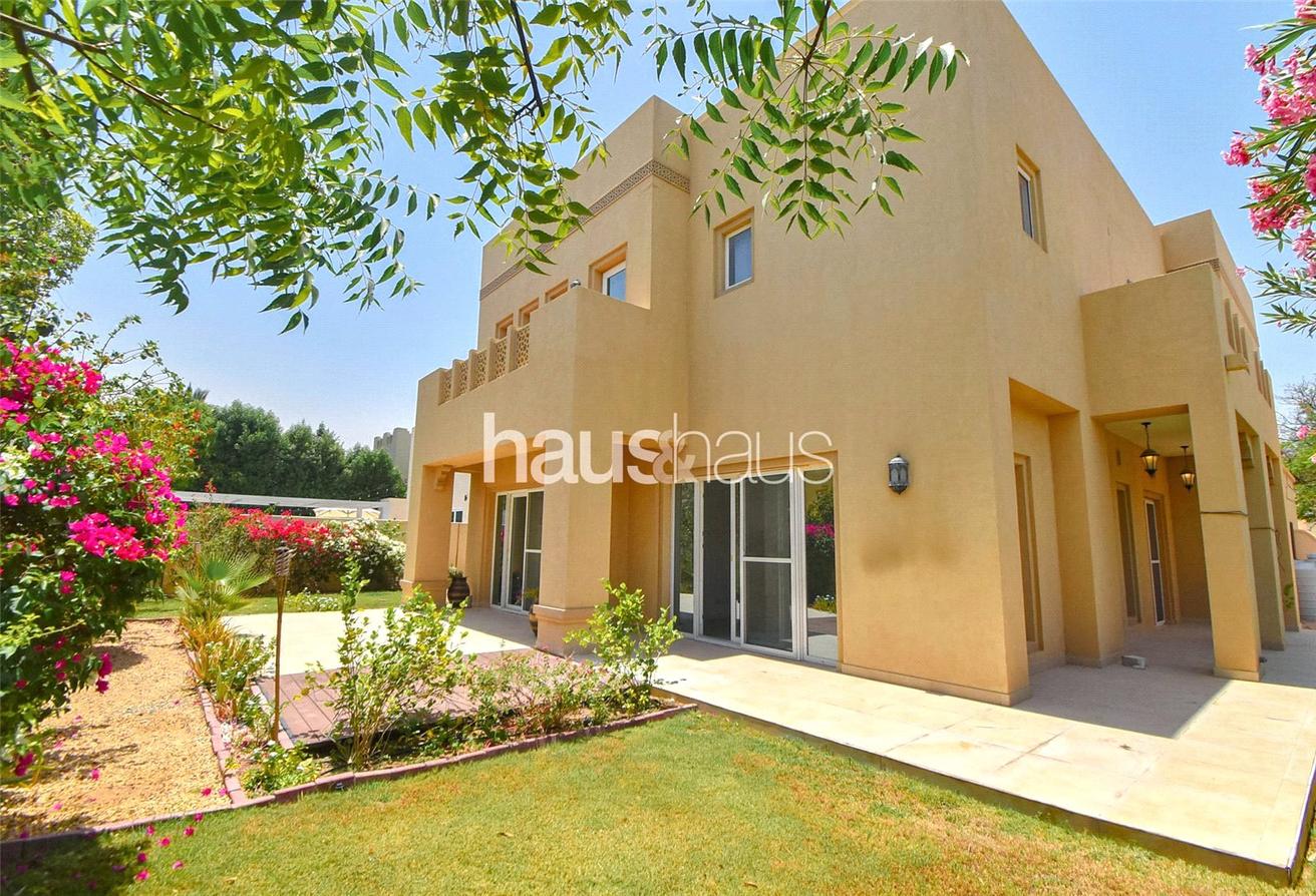5 غرف نوم فيلا في المرابع العربية, UAE رقم 99266