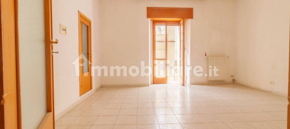 Квартира с 1 спальней в Лучера, Италия № 164018 4