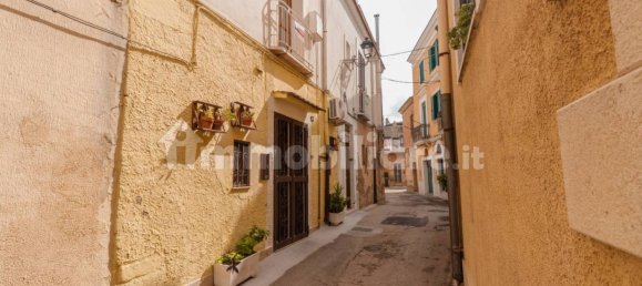 Квартира с 1 спальней в Лучера, Италия № 164018 2