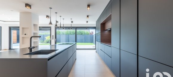 4 bedrooms House in Guenange, France No. 157327 9