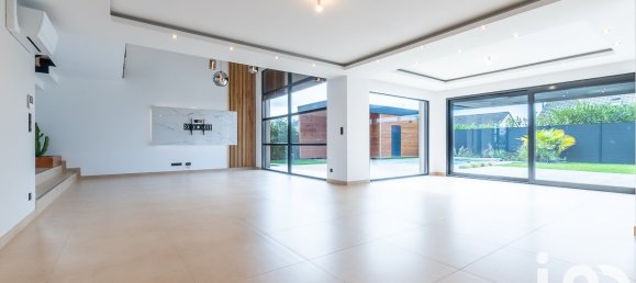 4 bedrooms House in Guenange, France No. 157327 6