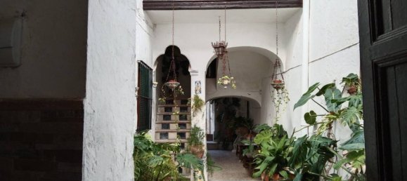 5 bedrooms House in Jerez de la Frontera, Spain No. 143181 2