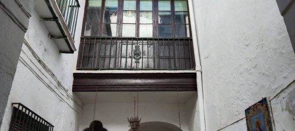 5 bedrooms House in Jerez de la Frontera, Spain No. 143181 3