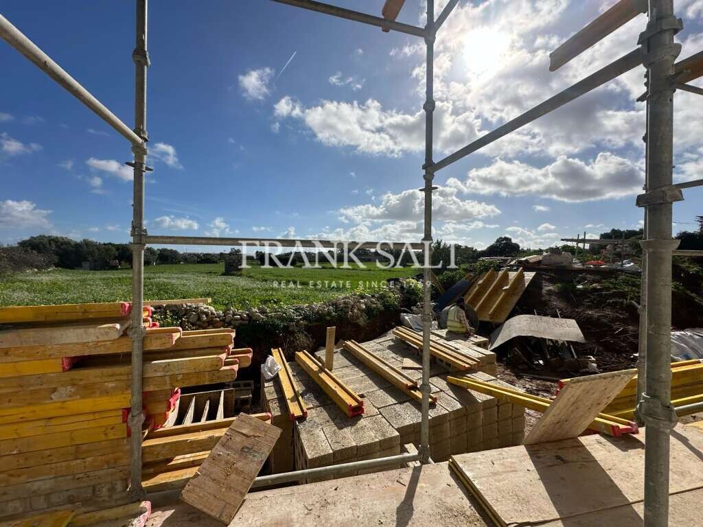 Duplex independente T2 em Mqabba, Malta N.º 2758