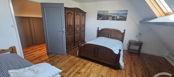 Casa de 3 dormitorios en Montreuil, France No. 61522 10