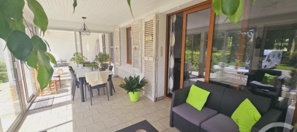 Casa de 3 dormitorios en Montreuil, France No. 61522 13