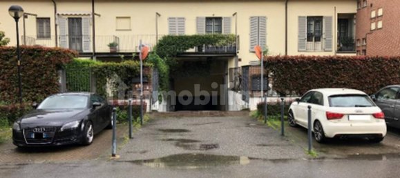 Garagem em Locate di Triulzi, Italy 24 m² N.º 261897 6