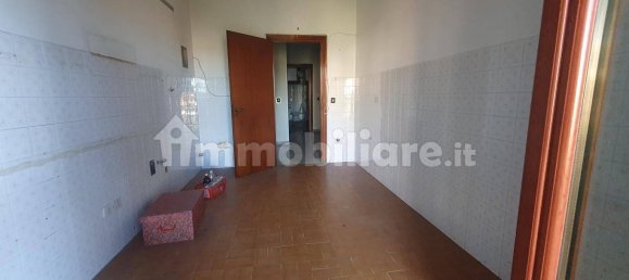 3 Schlafzimmer Wohnung in Frosinone, Italy, Nr. 293174 7