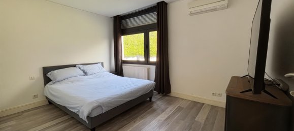 4 bedrooms House in Ambares-et-Lagrave, France No. 113322 7