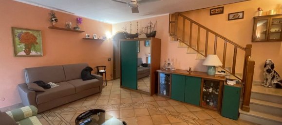 5 bedrooms Villa in Rottofreno, Italy No. 335687 2