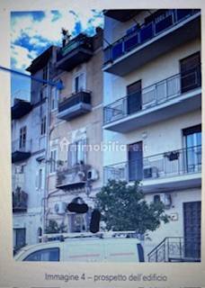 Apartamento de 4 dormitorios en Bagheria, Italy No. 271035