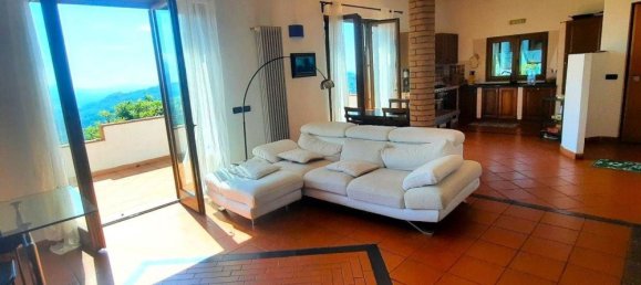 5 Schlafzimmer Haus in Follo, Italy, Nr. 332897 3