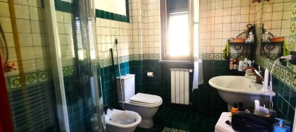 5 Schlafzimmer Haus in Follo, Italy, Nr. 332897 23