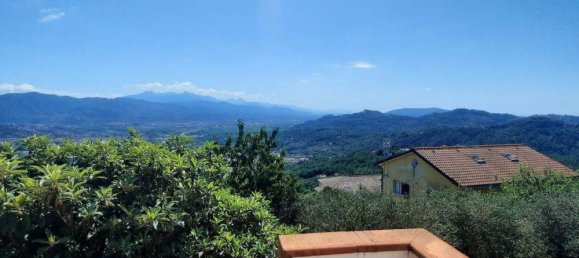 5 Schlafzimmer Haus in Follo, Italy, Nr. 332897 9