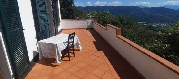5 Schlafzimmer Haus in Follo, Italy, Nr. 332897 7