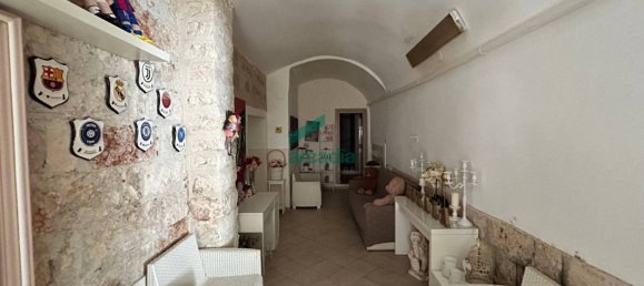 3-salle Propriété commerciale à Bari, Italy No. 293791 12