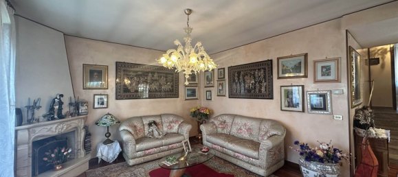 8 غرف نوم فيلا في Abano Terme, Italy رقم 371252 8