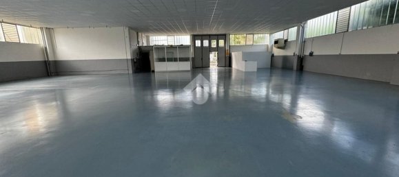 600m² Warehouse in Rubiera, Italy No. 18230 3