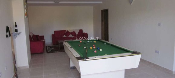 3 bedrooms Villa in Swieqi, Malta No. 8670 19