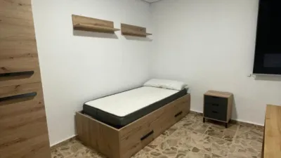 Apartamento de 5 dormitorios en Jaén, Spain No. 141007