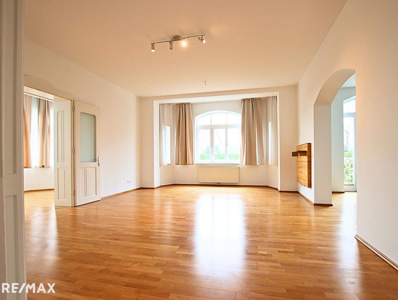 3 rooms Apartment in Neunkirchen, Austria No. 138209