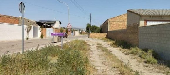 817m² Land in Zaragoza, Spain No. 64012 11