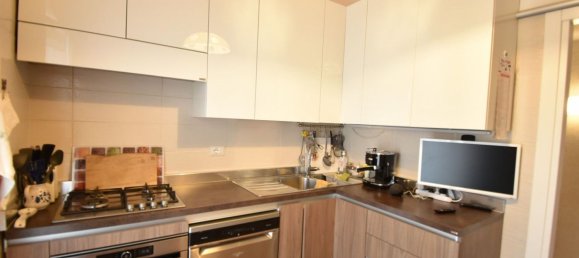 3 rooms Apartment in Rome, Italy No. 261206 17