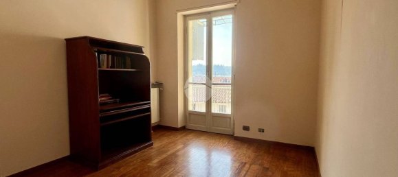 Apartamento de 2 dormitorios en Asti, Italy No. 43577 7