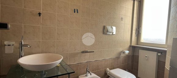 Apartamento de 2 dormitorios en Asti, Italy No. 43577 20