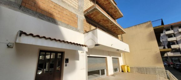 2 Schlafzimmer Haus in Reggio Calabria, Italy, Nr. 42441 2