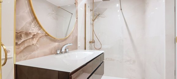 Apartamento de 3 dormitorios en Estepona, Spain No. 147565 25