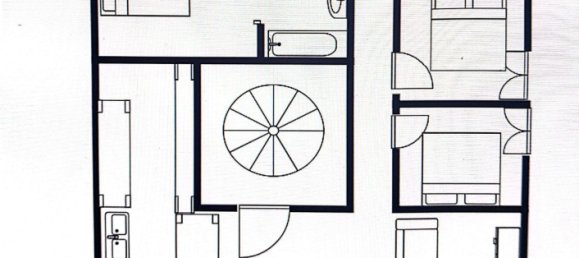 Apartamento de 3 dormitorios en Estepona, Spain No. 147565 4